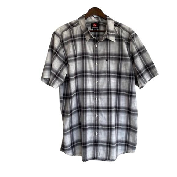 Quiksilver Black and White Plaid Button Up - XXL - Picture 1 of 5